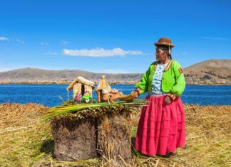 Lago Titicaca y sus islas flotantes: descubre la cultura Uros y Taquile Lago Titicaca islas